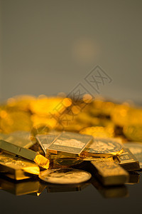 财富金币和金条图片