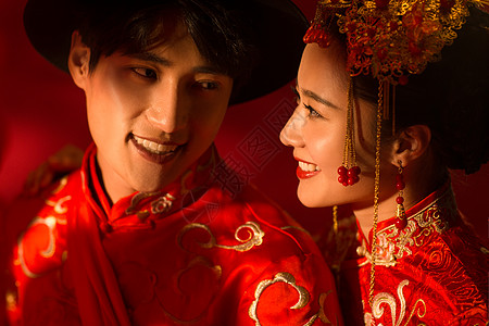 25岁到29岁凤冠霞帔中式古典婚礼图片