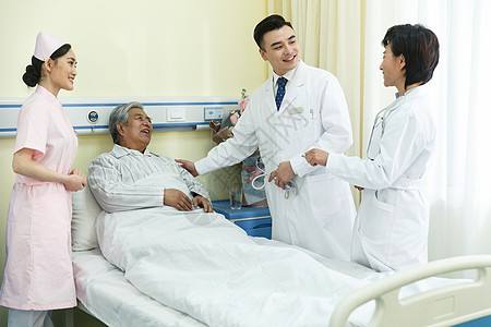听诊器制服可靠医务工作者和患者在病房里图片
