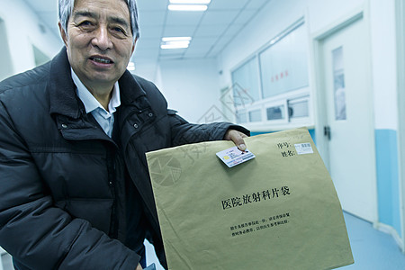 制服病房放射科生病的老人在医院图片