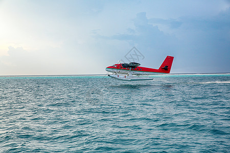 飞机特技水上飞机旅游胜地运动海上滑翔机背景