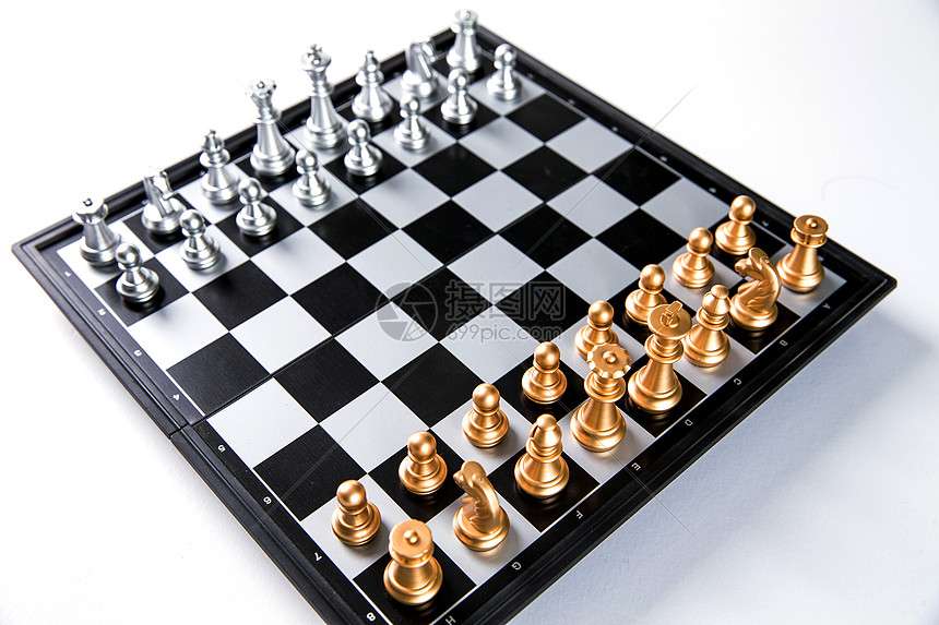 权威金属式样国际象棋