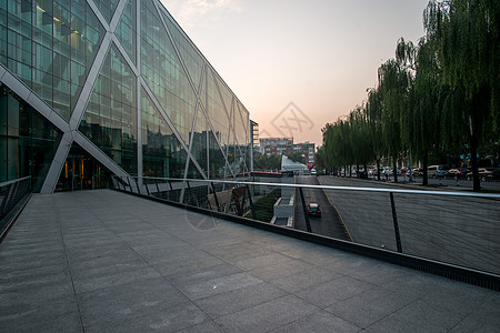 建筑当地著名景点城市北京侨福芳草地大厦图片