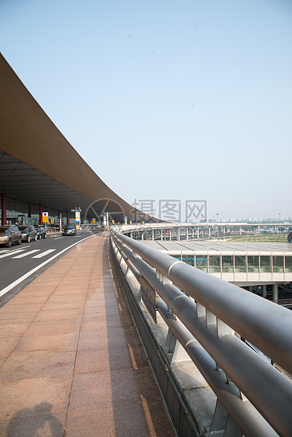 建筑外部垂直构图建筑结构北京首都机场图片