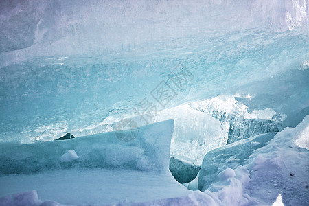 冬天大雪新疆5A景区赛里木湖蓝冰背景