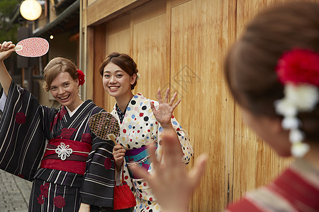 外国妇女和日本妇女在日本古都和旅行图片