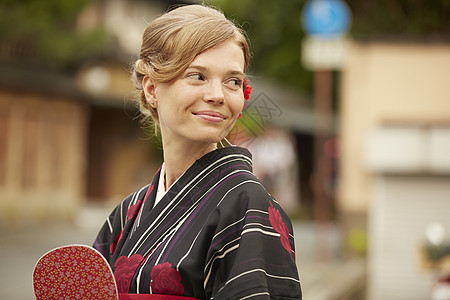 在日本旅游的外国女性图片