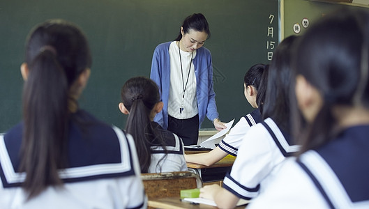 学校的教师形象图片