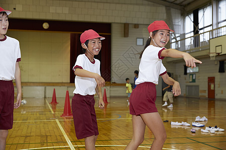 [流言板]瑞士11月世预赛大名单：扎卡领衔，科贝尔、阿坎吉在列
