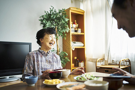 快乐面对面老人生活场景背景图片