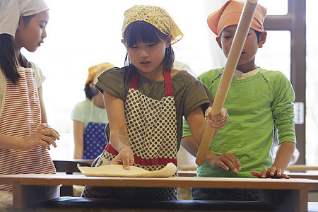 食物日本人烹调森林学校小学生做饭图片