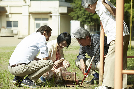 小学升初中伙伴好朋友长辈高级时间胶囊图像背景