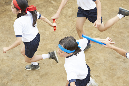 罗马诺：里昂已经向恩德里克展示球队计划，球员可能冬窗租借加盟