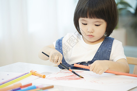 书桌制作成年女子孩子们玩吧图片