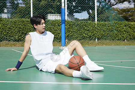 记者：迪巴拉因伤将缺席3至6周，这可能影响到他和罗马的续约谈判