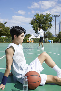 难挽败局！梅西第89分钟内切轰出世界波，迈阿密扳回一球