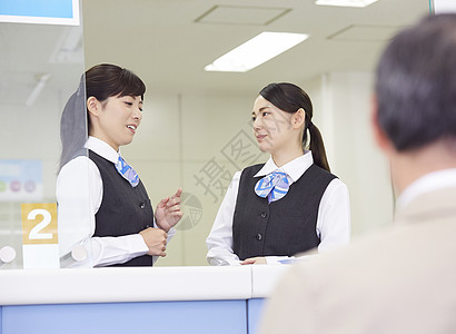 同伴女生投资银行职员图片