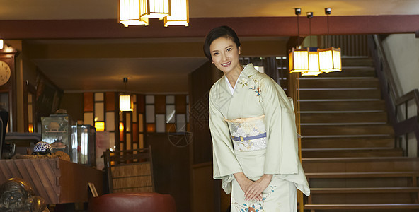孤独的一个入口日本人客栈的女主人图片