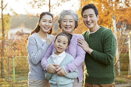 超时判断熊抱大家庭韩国幸福图片