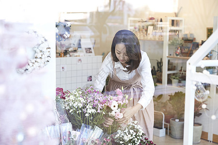 围裙微笑评价花店年轻女子韩国人图片