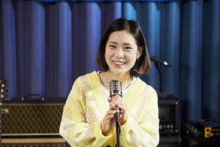 韩国幸福微笑生活音乐20多岁青春图片