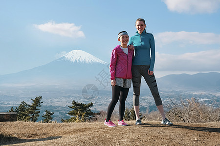 预期旅游业世界遗产fujisan外国女健身画象图片