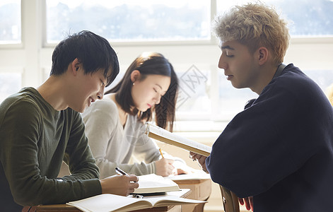 国际学校课间自主学习图片