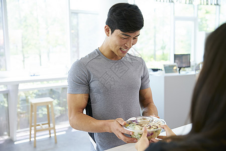 吾家有女初长成！杰拉德社媒晒照祝女儿14岁生日快乐