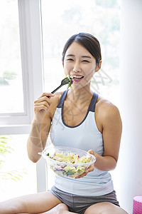 壮观！布拉格斯拉维亚球迷展示巨型tifo，庆祝主队建队133周年