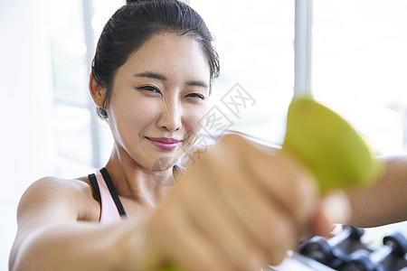 阿莱格里：罗马前35分钟的表现配得上领先，这是一场重要的胜利