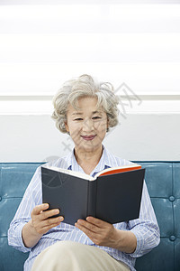 负责人非常小坐生活女人老人韩国人图片