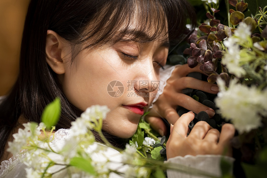 二十几岁医学美容文稿空间女美肖像图片