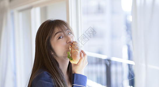 美容年轻女子美味的美丽的女人生活形象图片