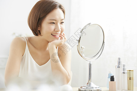 女性保养护肤美容图片