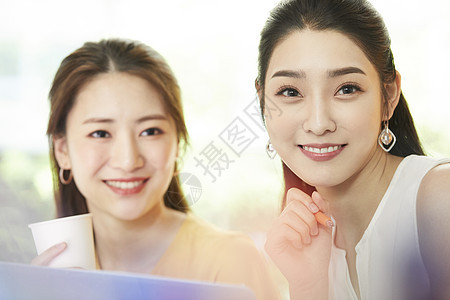 资料销售韩国人女生意图片