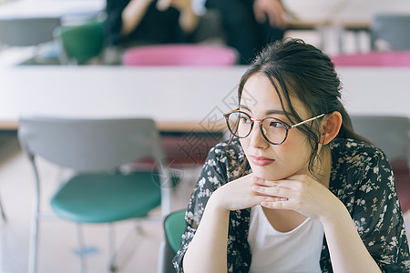 优良胸像不明白女大学生学习摄影合作keisenjogakuen大学图片