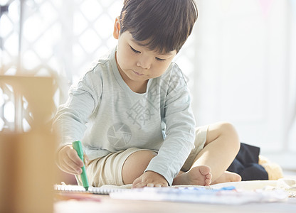 幼儿园儿童画涂鸦图片