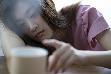 女士假期女人夫人醒来图片