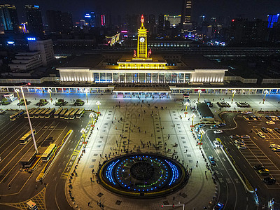 长沙火车站夜景灯光高清图片