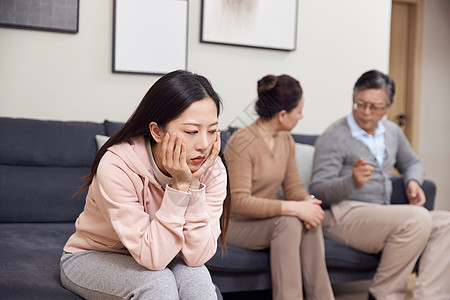 母女吵架不和睦的家庭关系背景