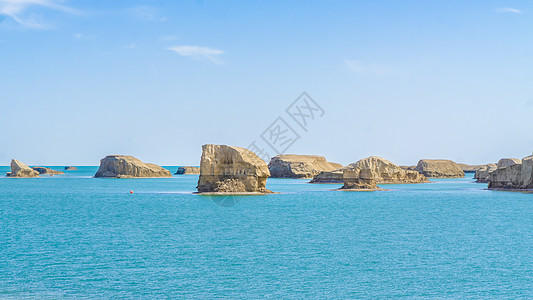 水上大冲关青海水上雅丹风光背景