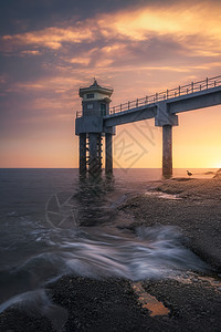黄海海边灯塔落日风光大海高清图片素材