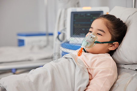 小女孩住院带呼吸仪图片