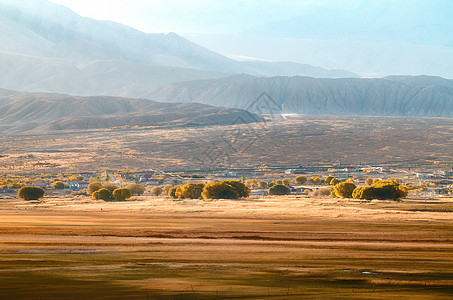 新疆帕米尔高原塔合曼湿地风光图片