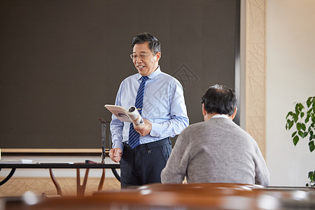 老年大学教师图片