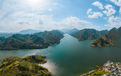 航拍清江画廊武落钟离山5A景区图片