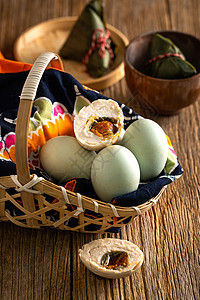 传统节日端午包粽子咸鸭蛋实拍高清摄影图图片