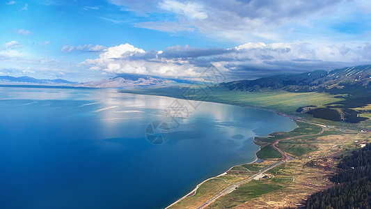 新疆5A景区赛里木湖风光背景图片