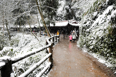 峨眉山雪景图片