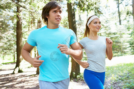 马竞vs圣吉罗斯首发：格列兹曼搭档阿尔瓦雷斯 巴埃纳、科克出战